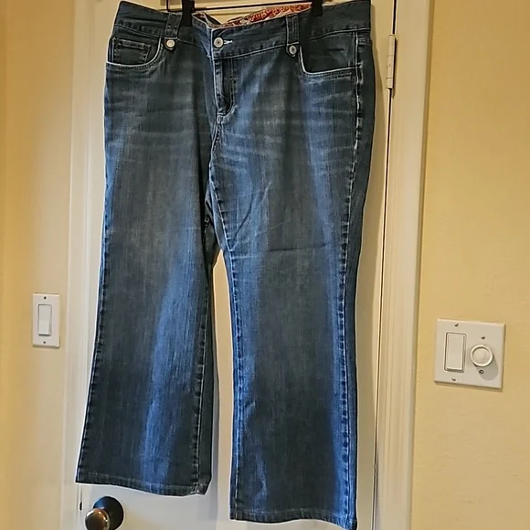 Old Navy Women's plus low waist Stretch jeans size 20 - Picture 1 of 7